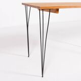Paire de tables en pin massif et acier noir, Suède 1960