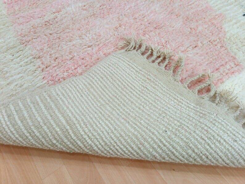 Handmade wool rug size 150 x 250 cm