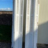 Shutters with folding leaves