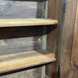 Armoire basse de style Louis XV en noyer 19ème