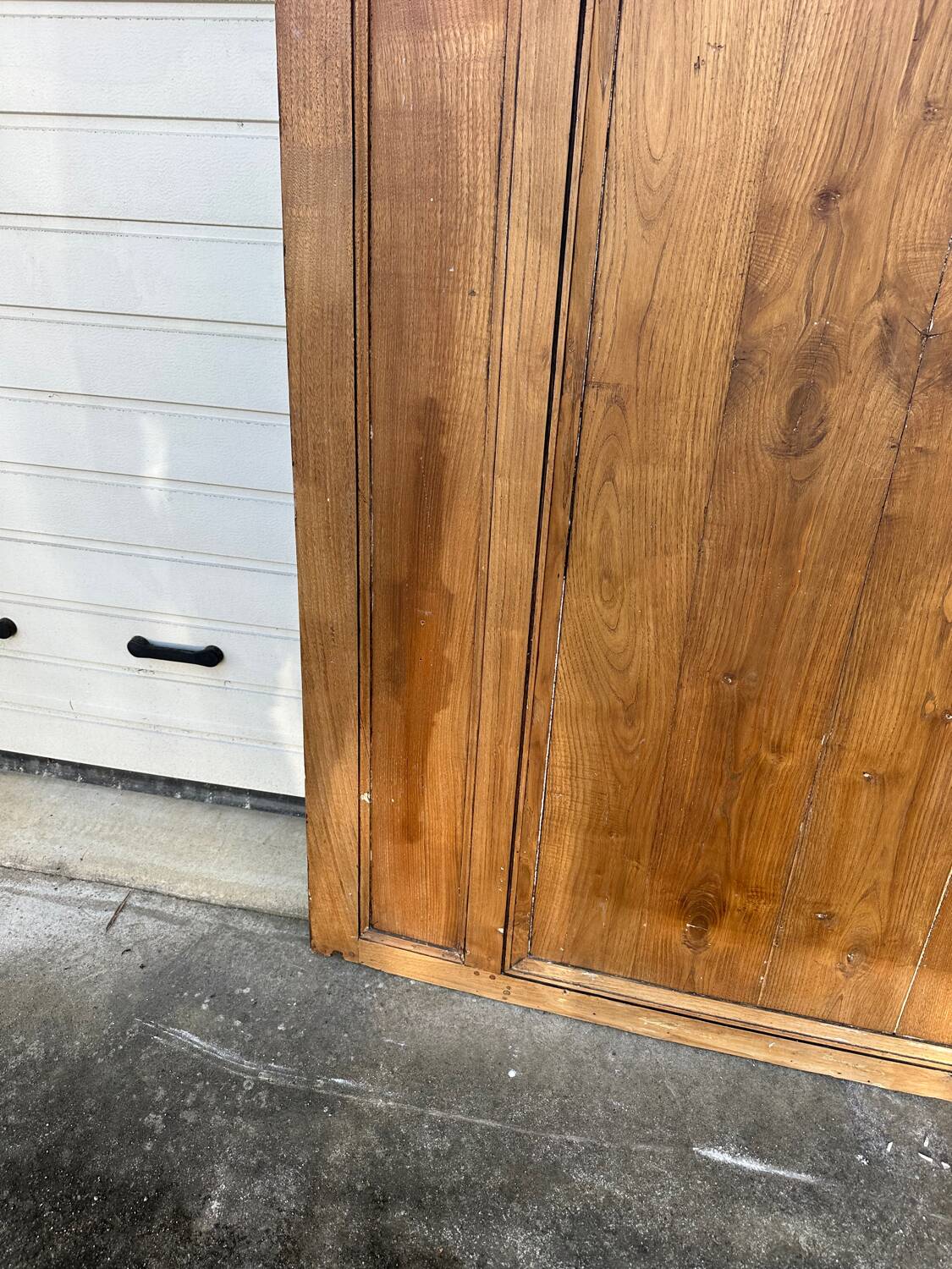 20th-century wood paneling element or mantelpiece