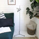 Lampadaire trépied vintage en métal gris, style atelier réglable