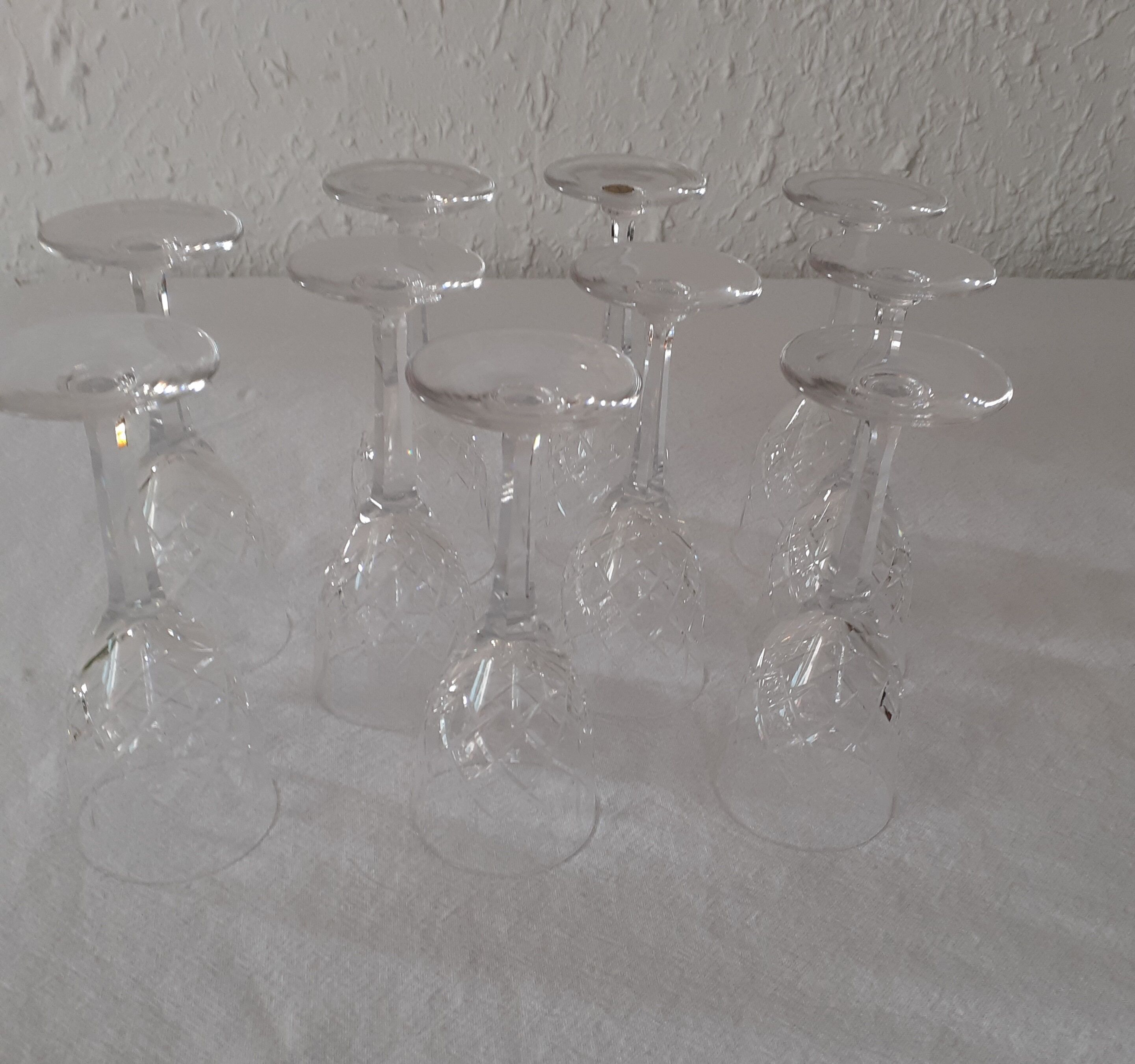 10 crystal wine glasses of Lorraine cut crystal