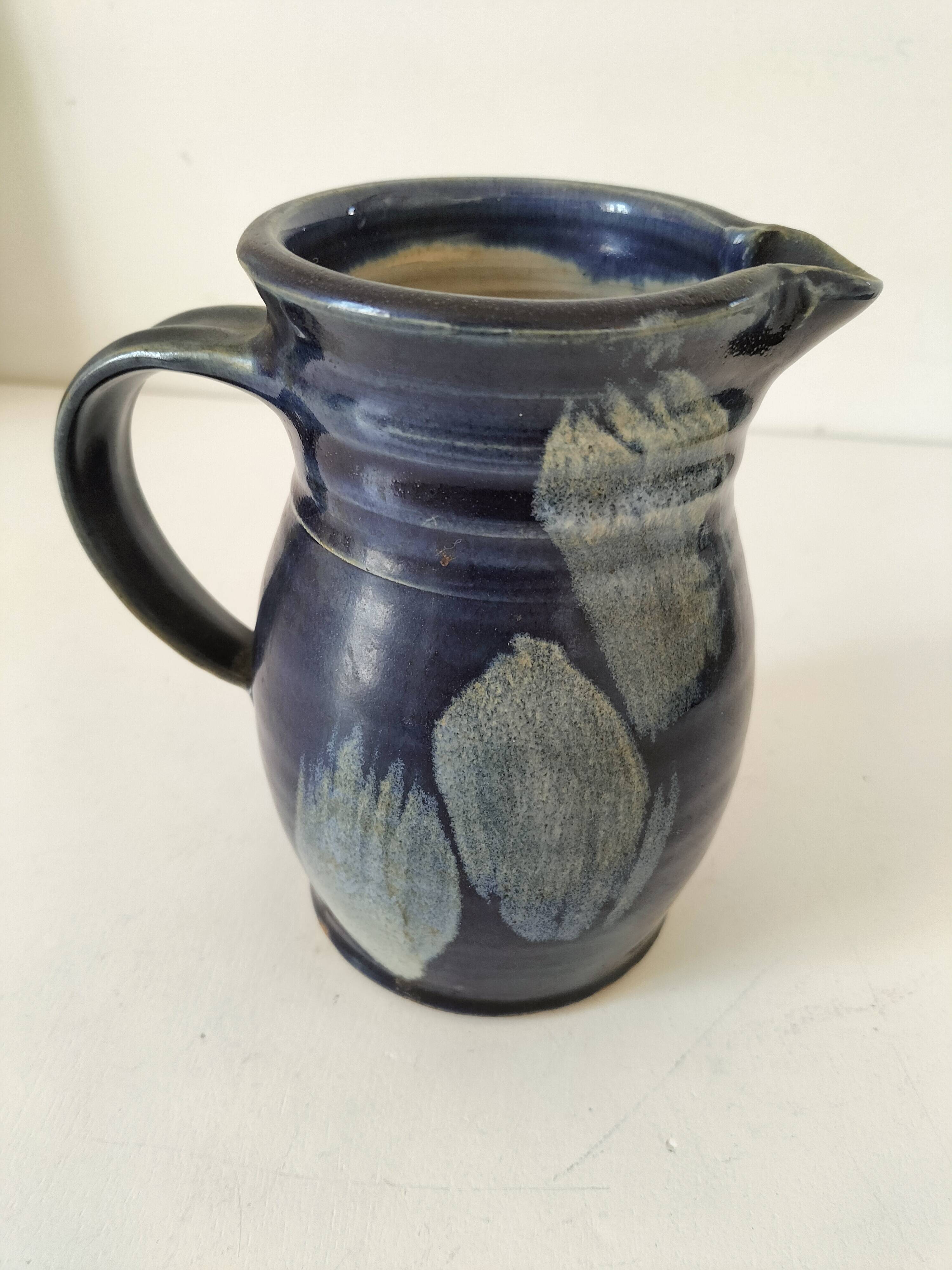 Stoneware pitcher Saint-Père, deep blue nuanced glaze
