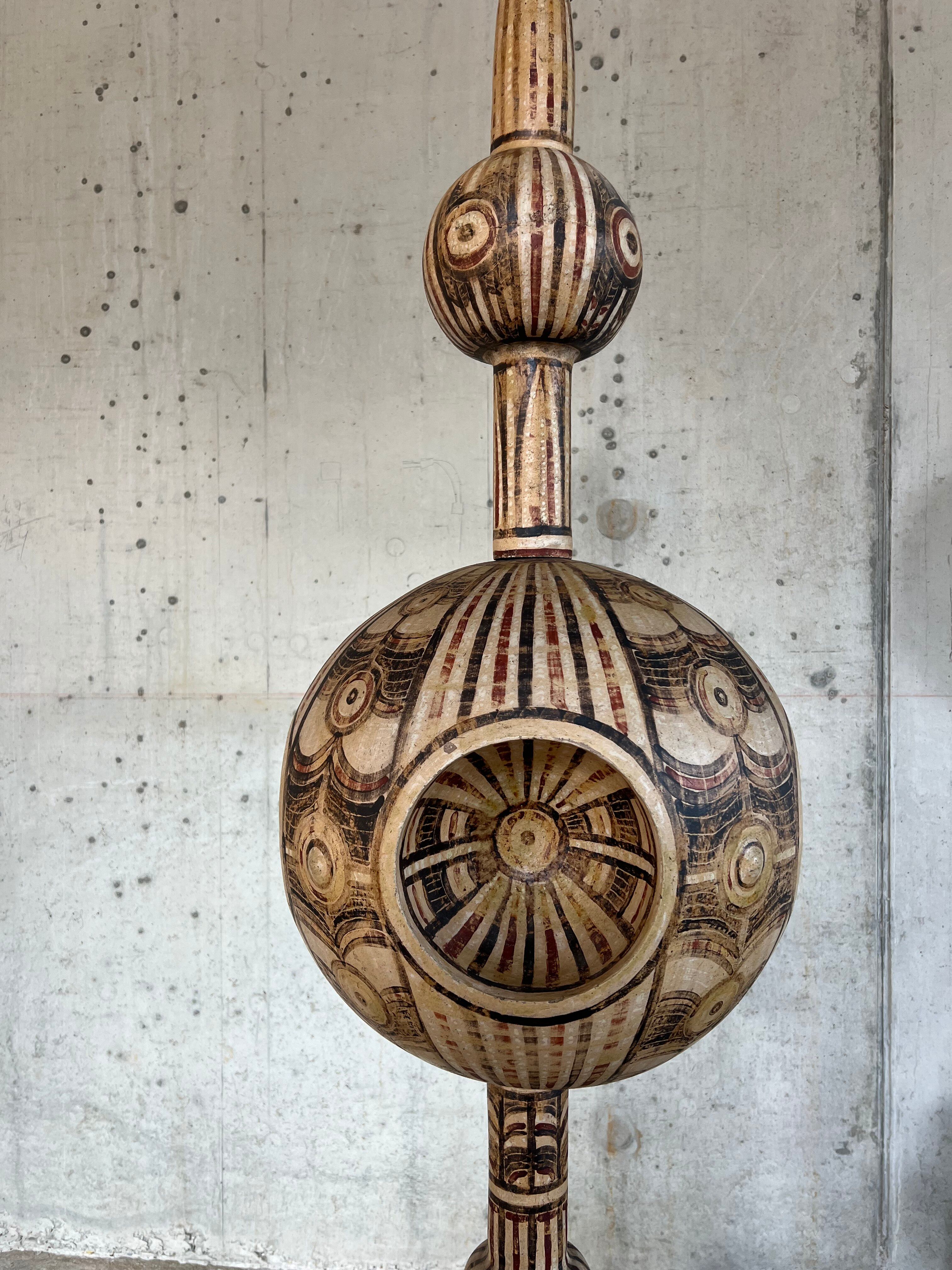 “King and Queen” 1974 , ceramics (230cm and 215cm) by Dries Engelen