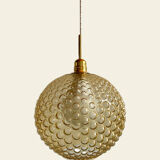 Amber bubble globe suspension