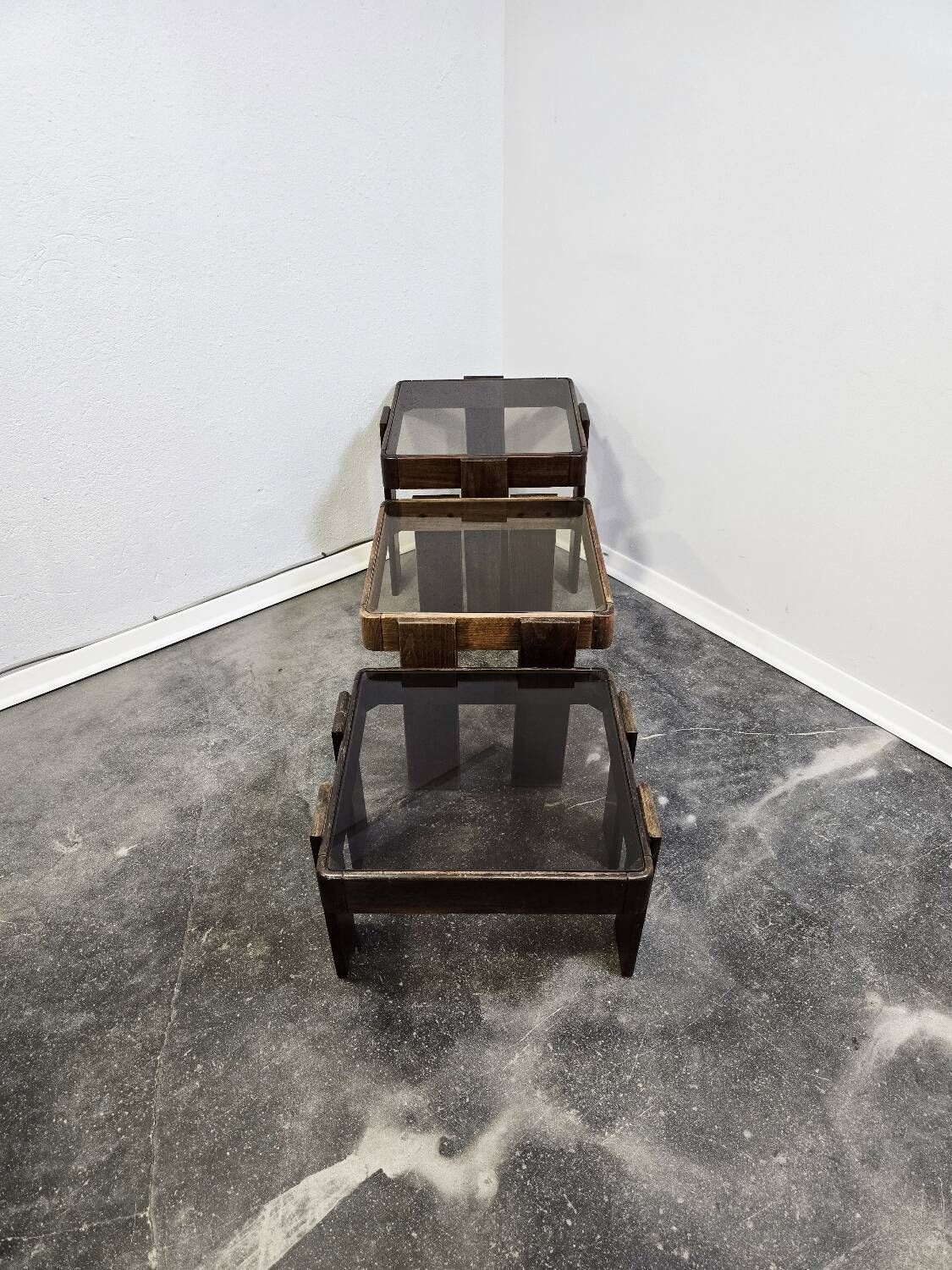 Tables gigognes Gianfranco Frattini années 70