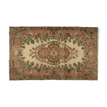 Anatolian handmade rug 270 cmx 160 cm