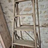 Escabeau ancien