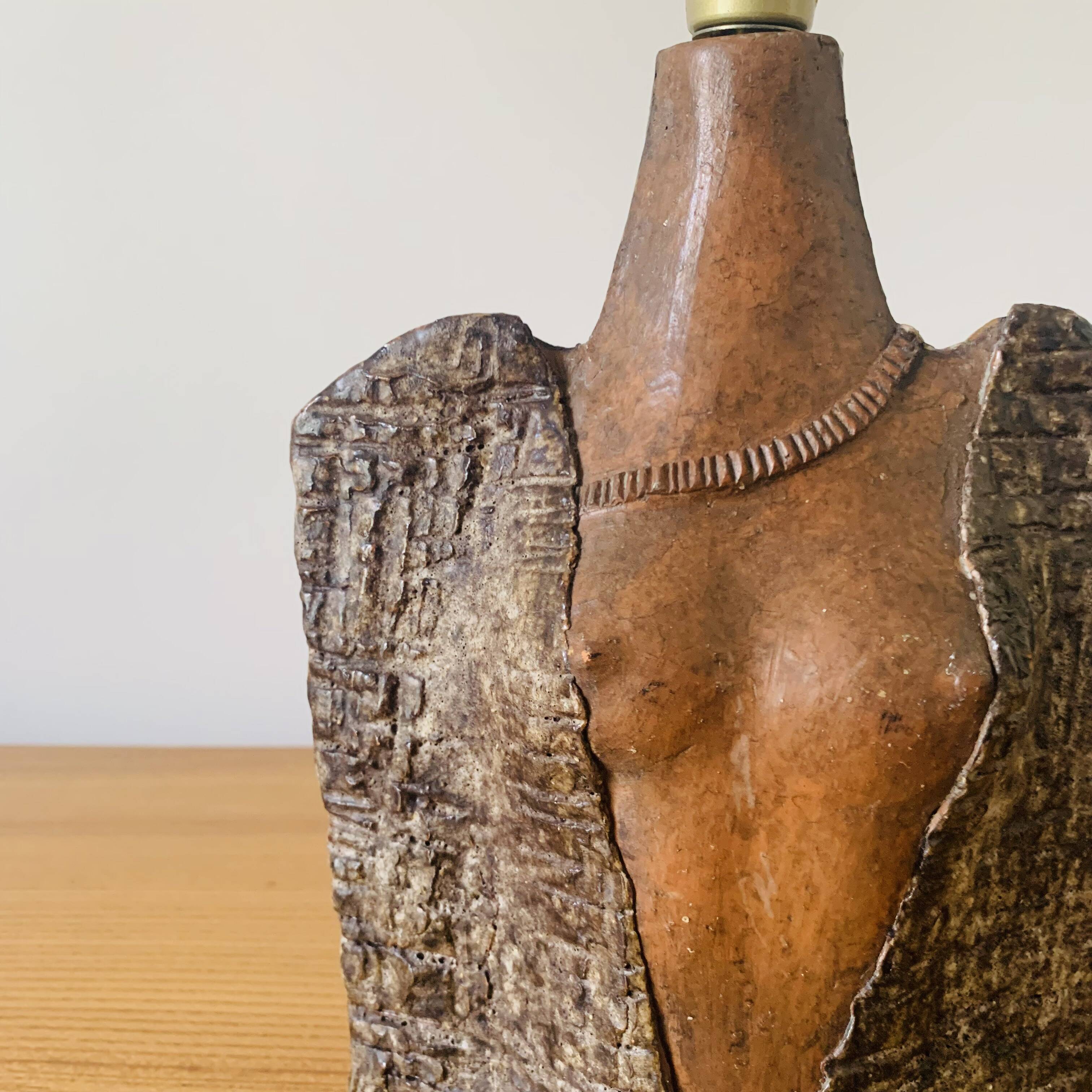 Sandstone lamp in the shape of a woman's bust