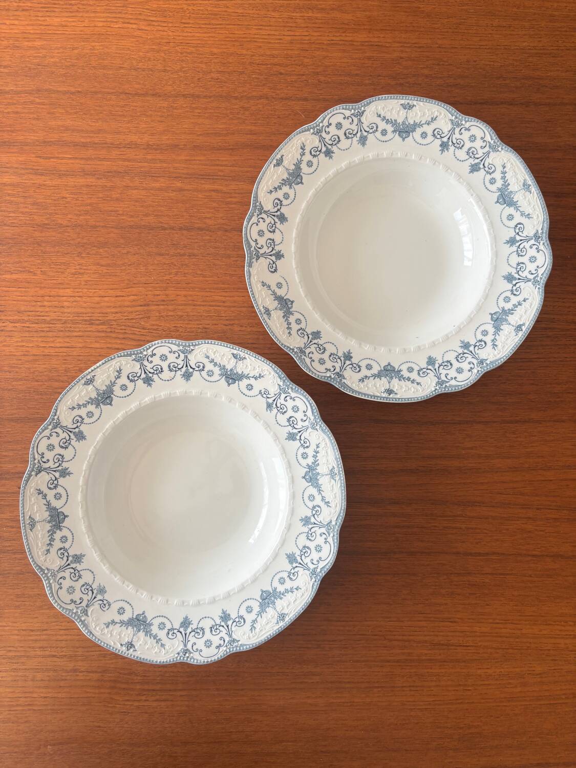 Set of 2 Royal Doulton Joséphine model deep plates – blue decoration