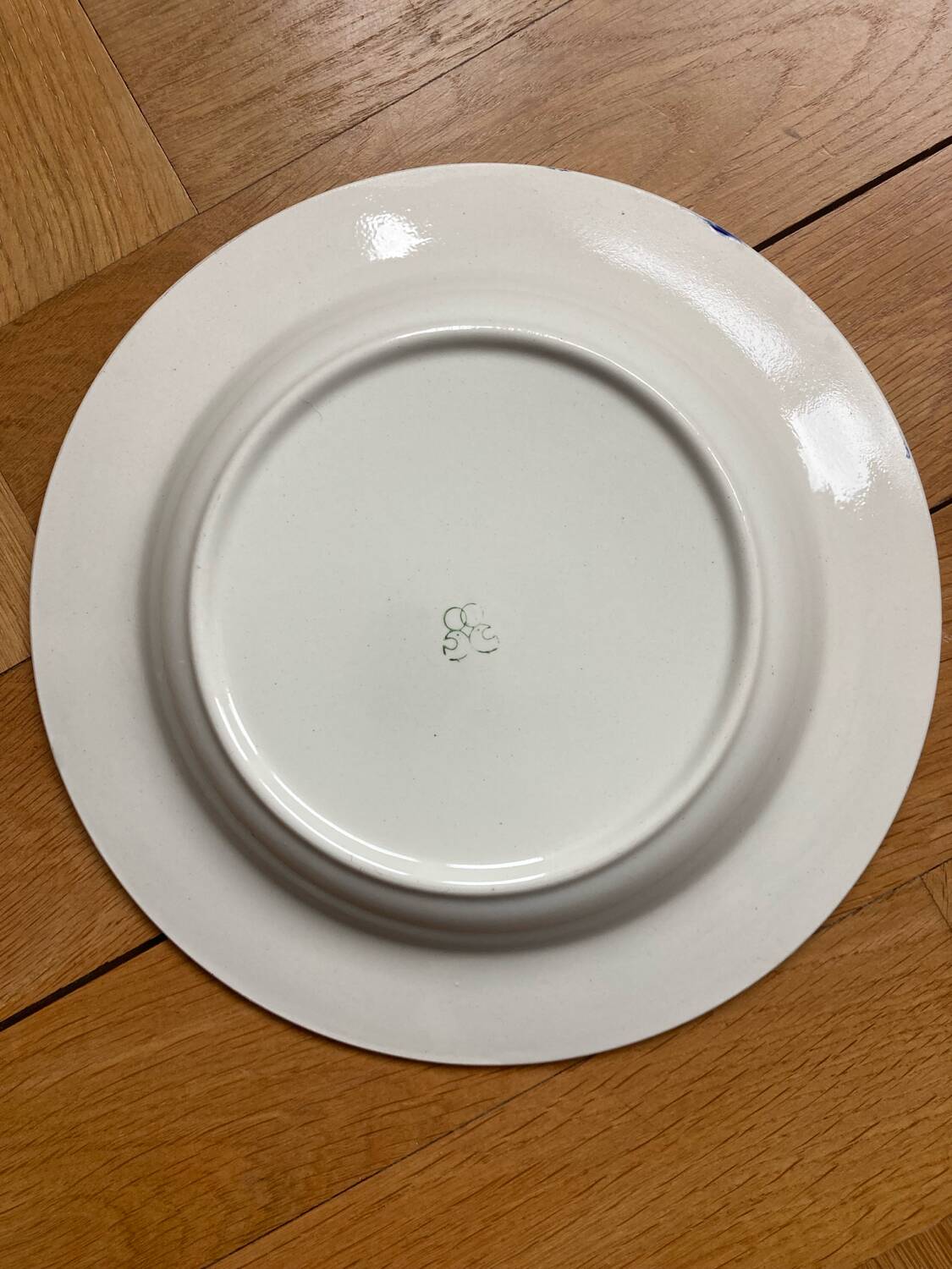 Fruit bowl decorated with blue cherries