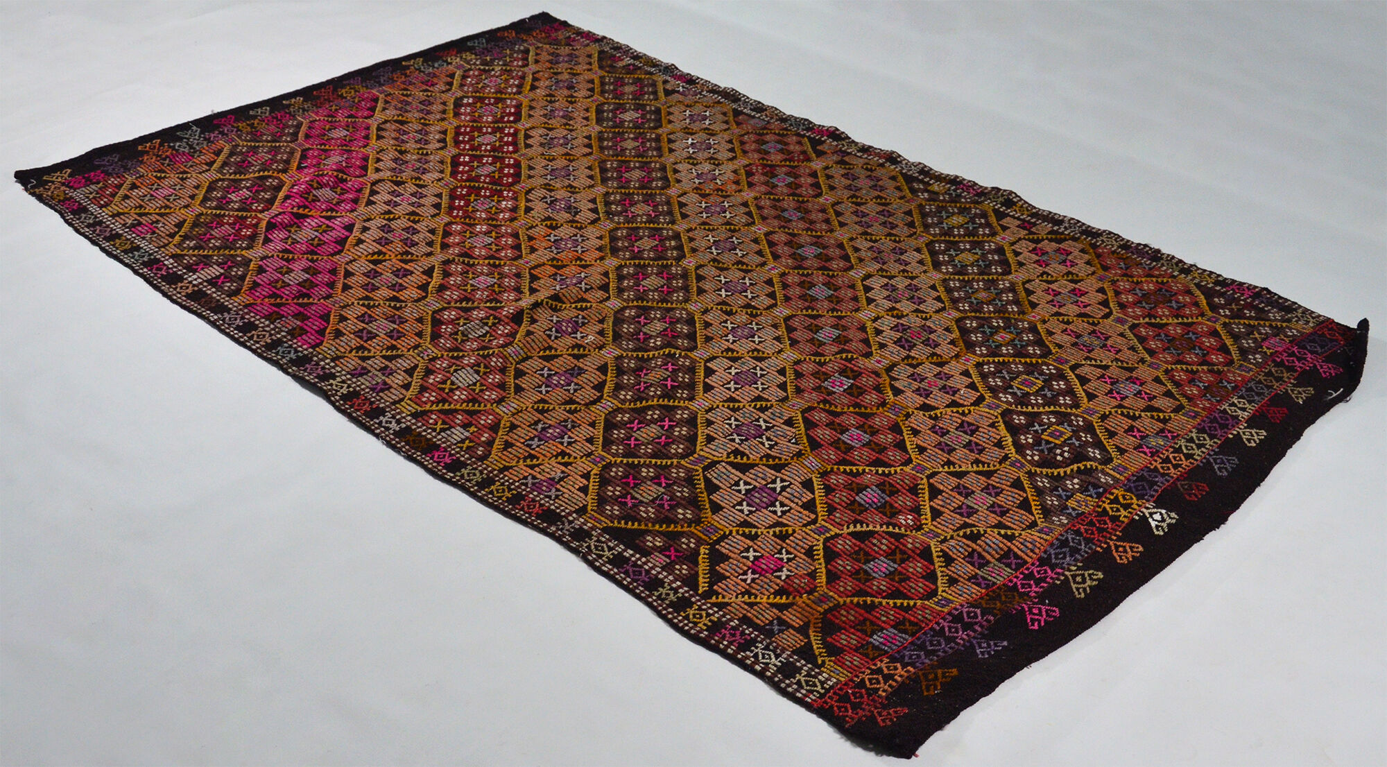 Anatolian handmade kilim rug 270 cm x 168 cm