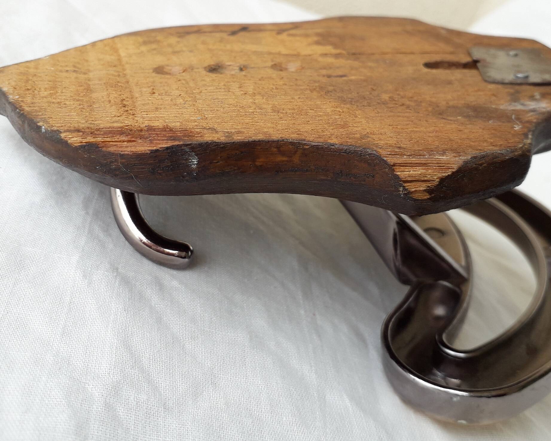 Patères métal chromé