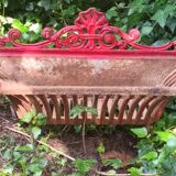 Jardinière en fonte ancienne