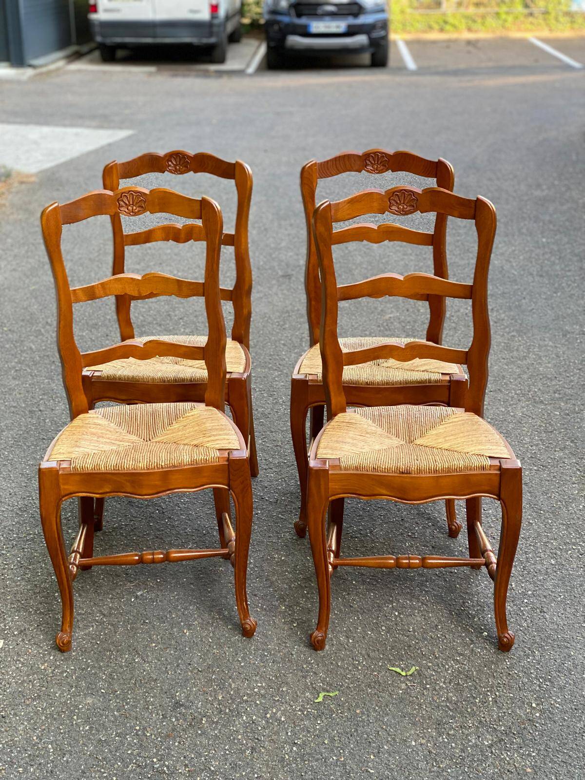 4 Louis XV chairs in solid oak and straw with shell sculptures