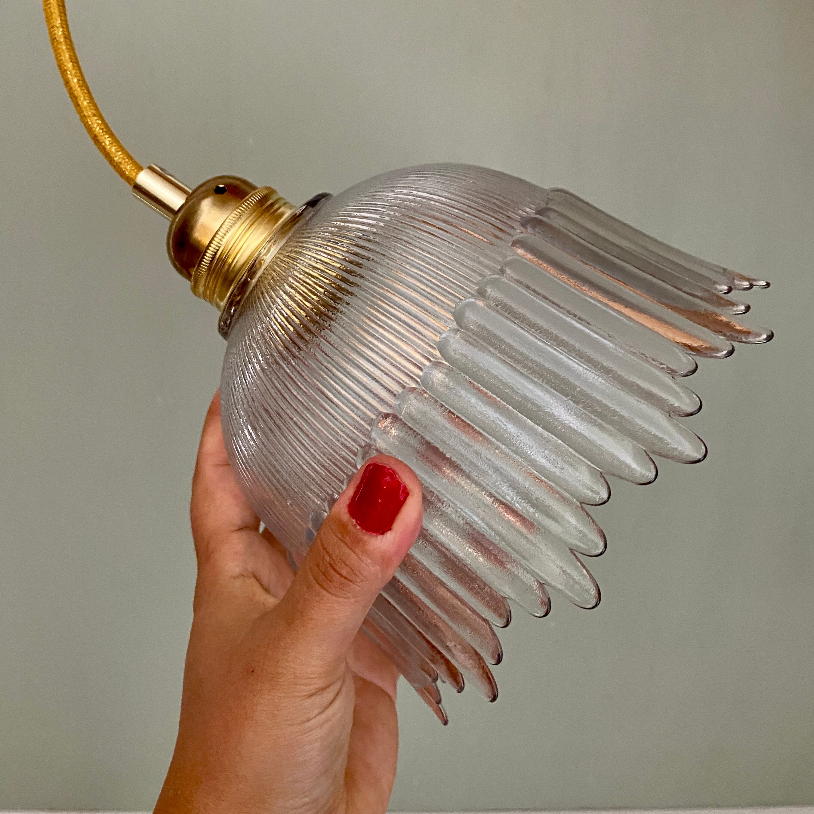 Suspension tulipe vintage en verre strié