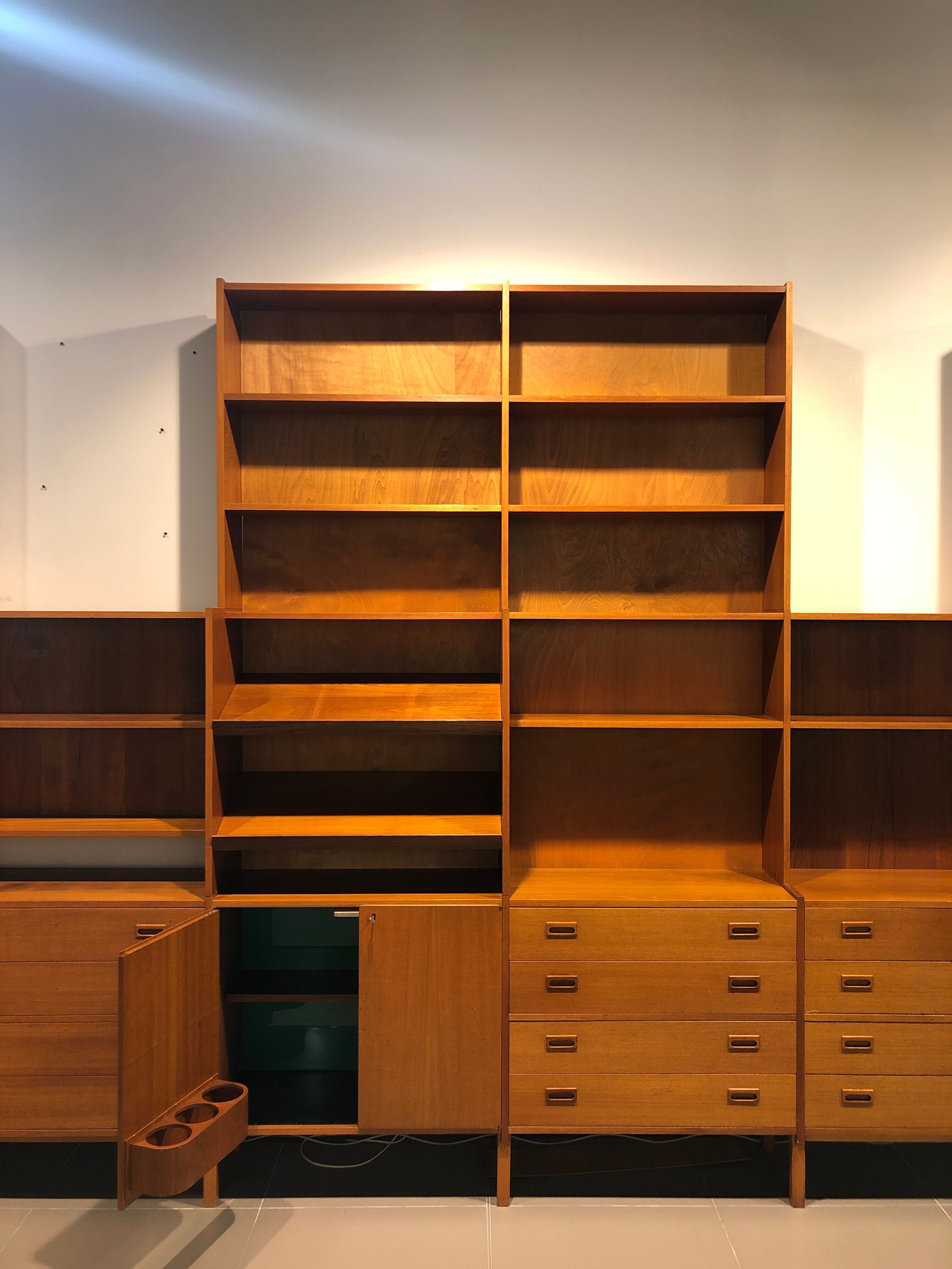Danish large modular teak shelving unit bookcase, 70s