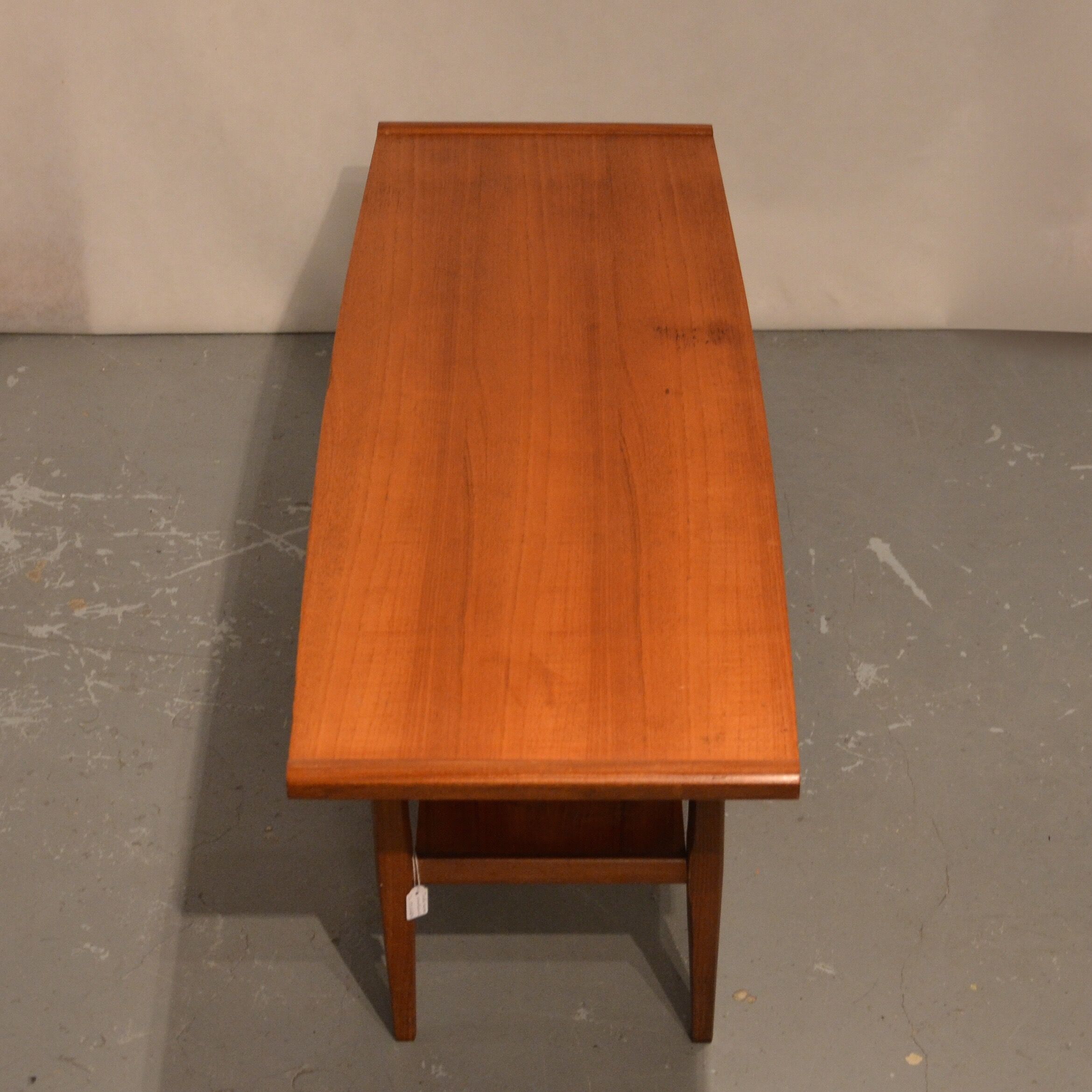 Table basse scandinave en teck