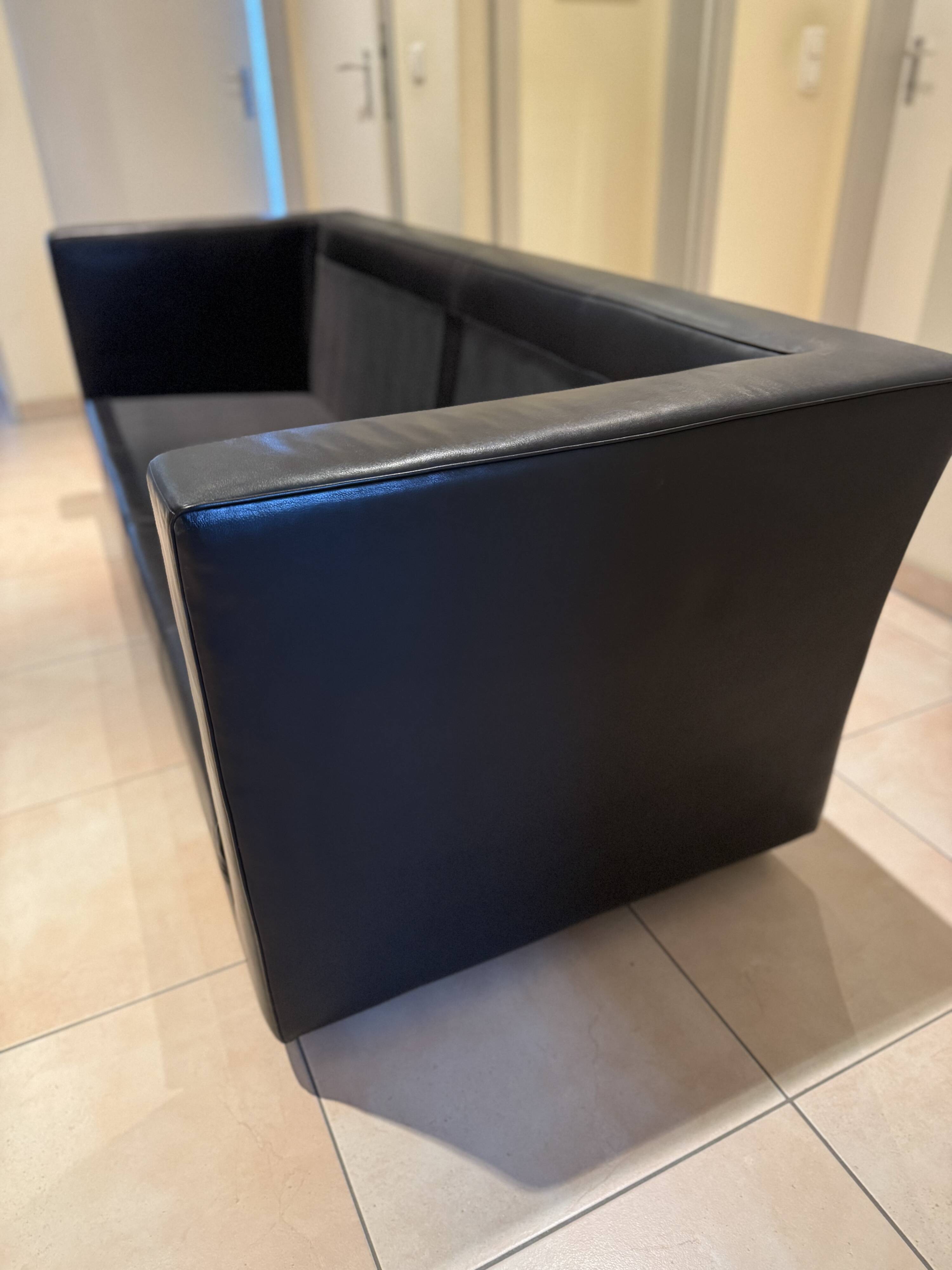 Black leather sofa by Sede – Design by Andrée Putman – 1990s