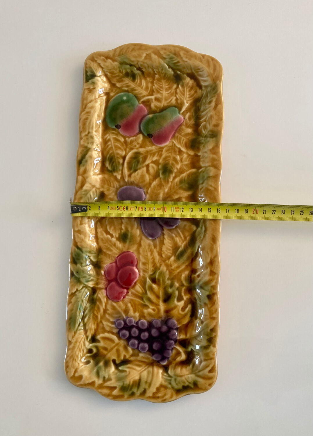 Barbotines: Ceramic dessert service from Sarreguemines.