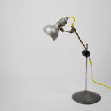 Desk lamp