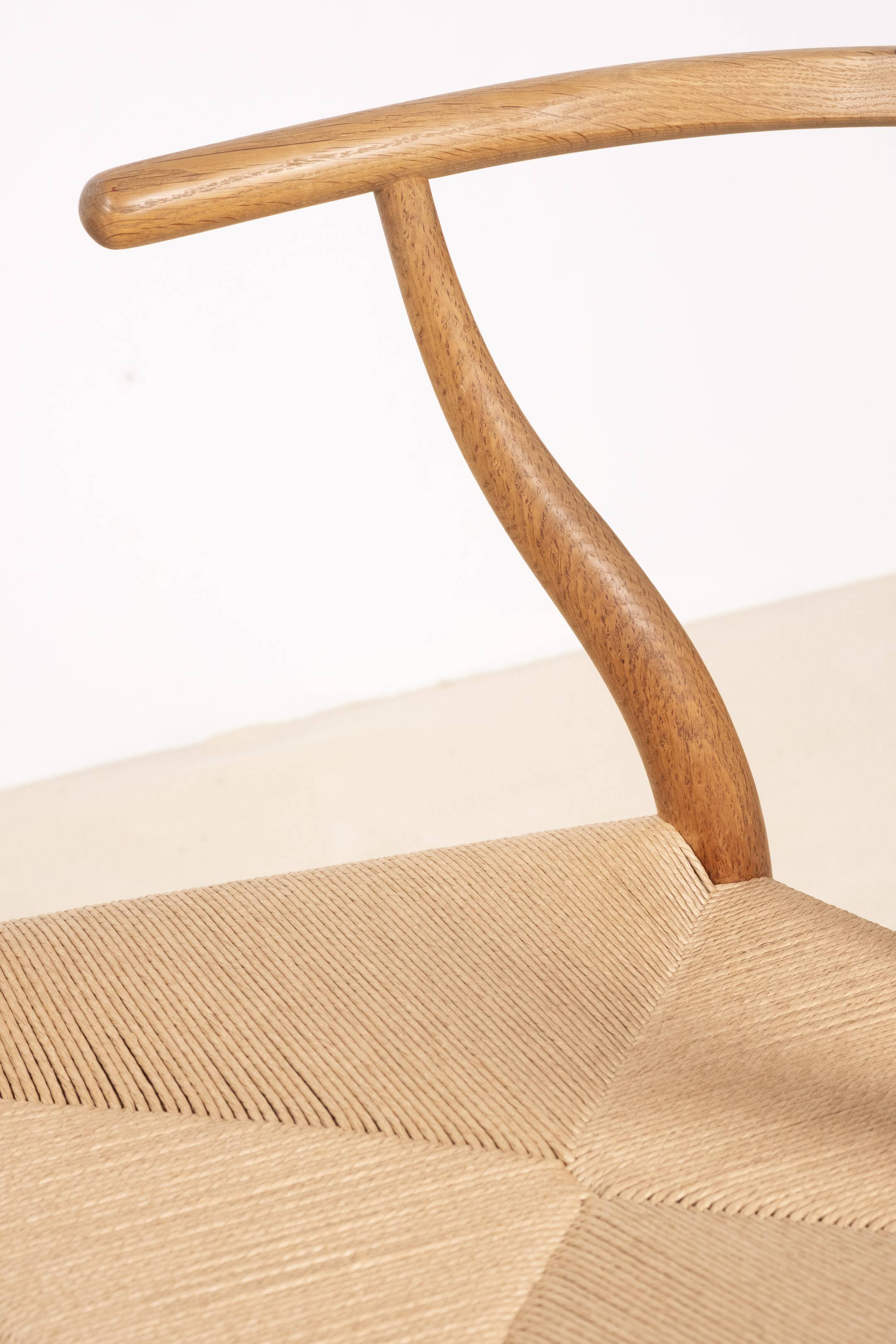 4x Chaise Wishbone CH24 de Hans J. Wegner en chêne, 1990