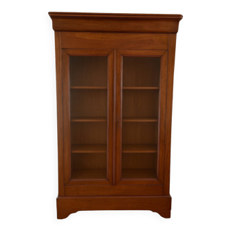 Large classic style display case