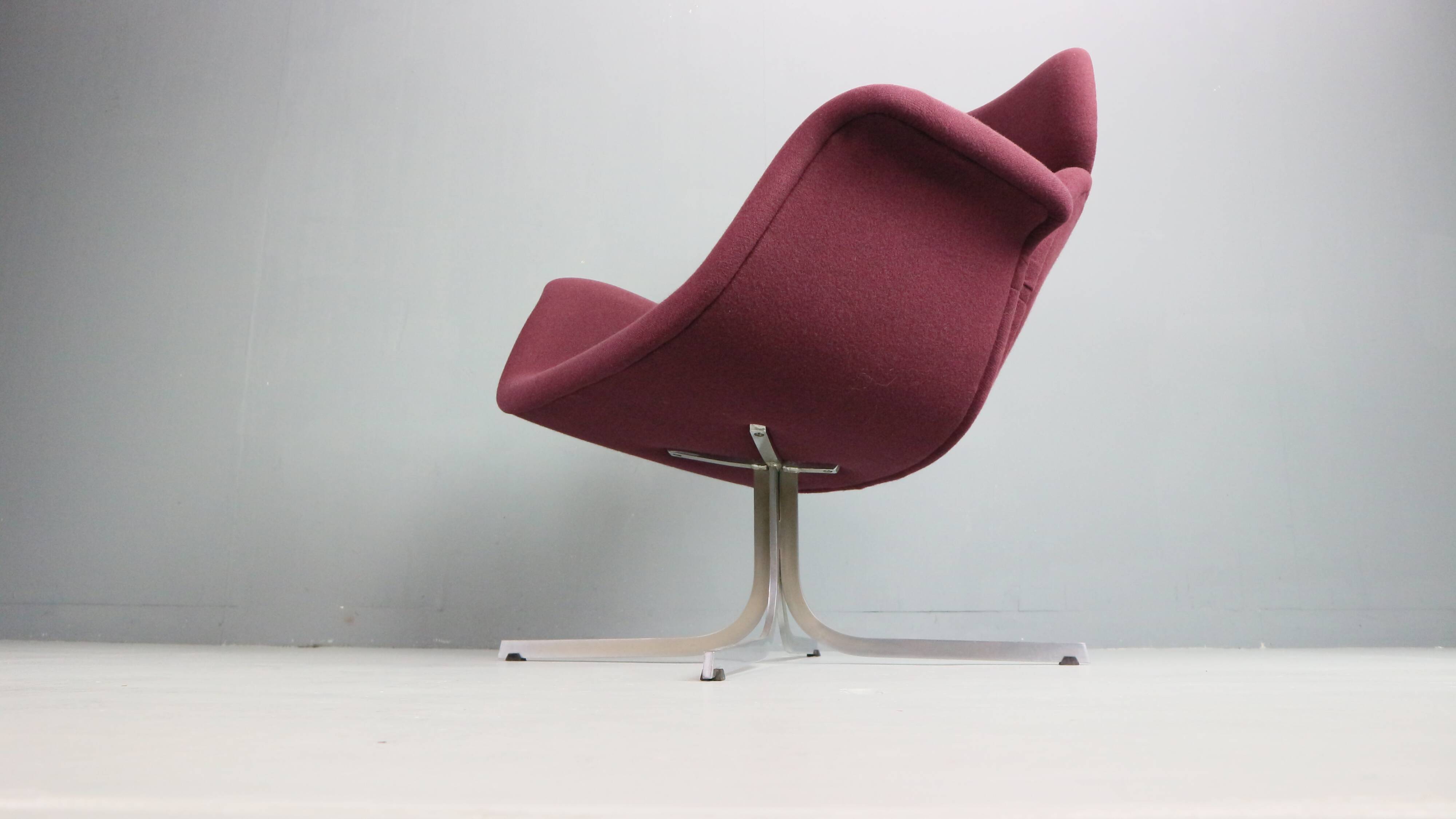 Pierre Paulin Purple Lounge Chair "Big Tulip" F551 & Ottoman, 1960's