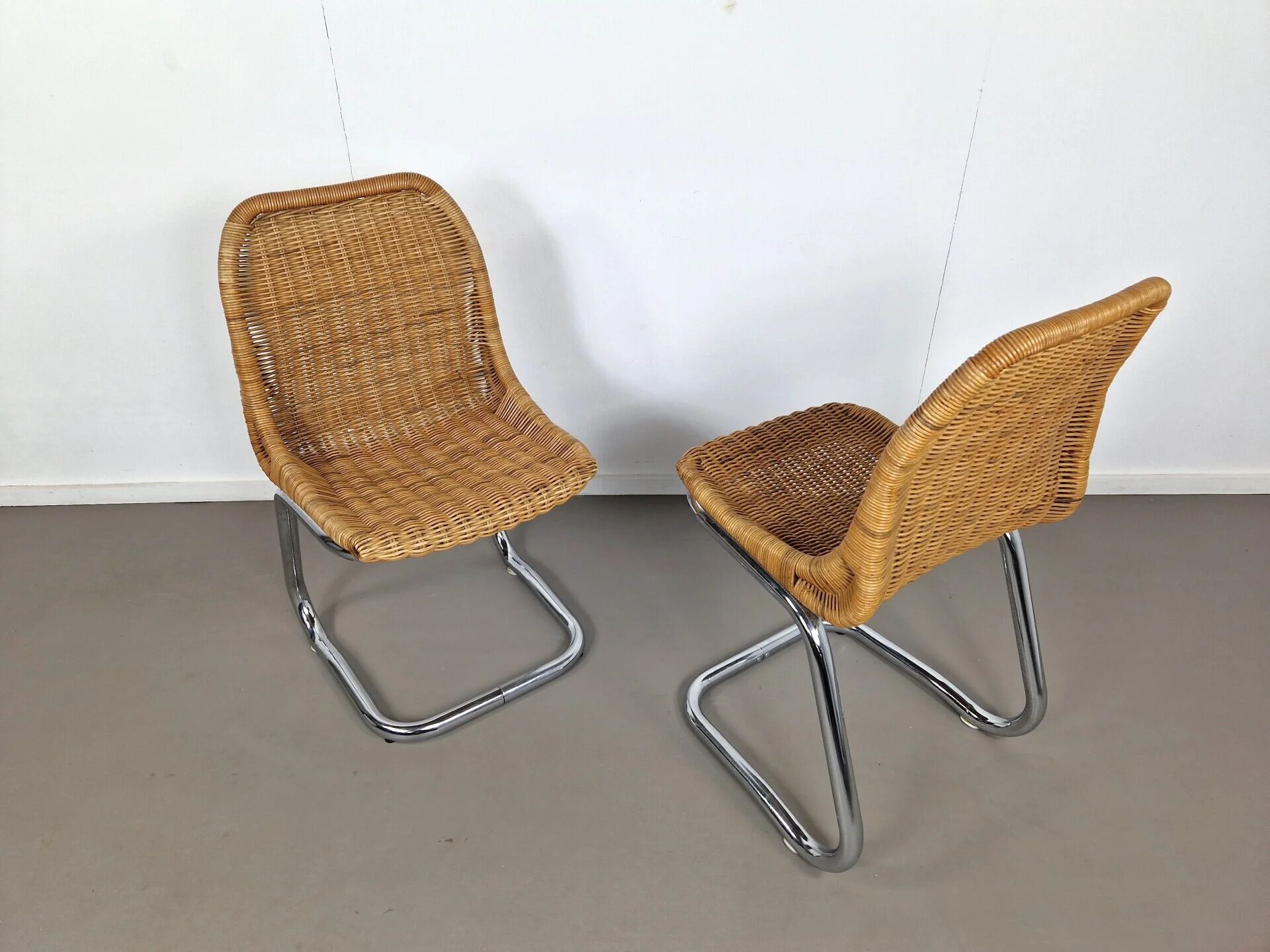 Pair of Rohé Noordwolde chairs | Rattan and chrome