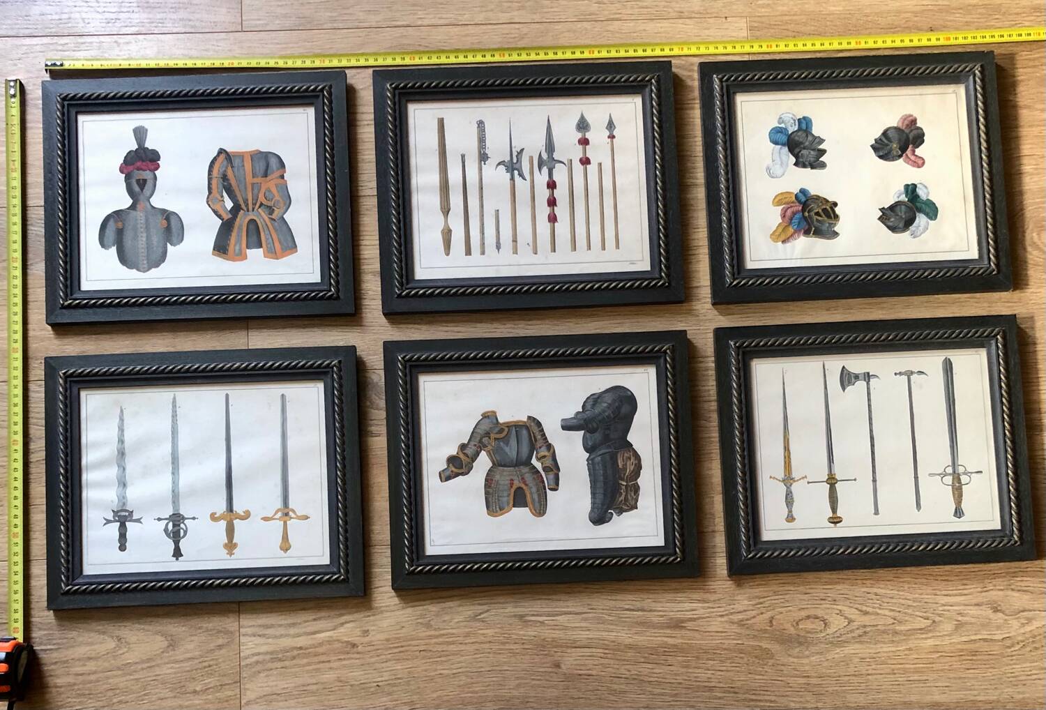 Lot 6 gravures encadrées thème armes Moyen-âge