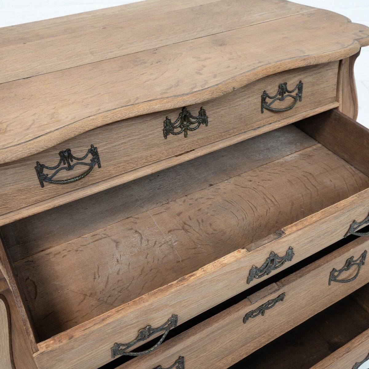 Commode en chêne néerlandais de la fin du 19e siècle, années 1880.