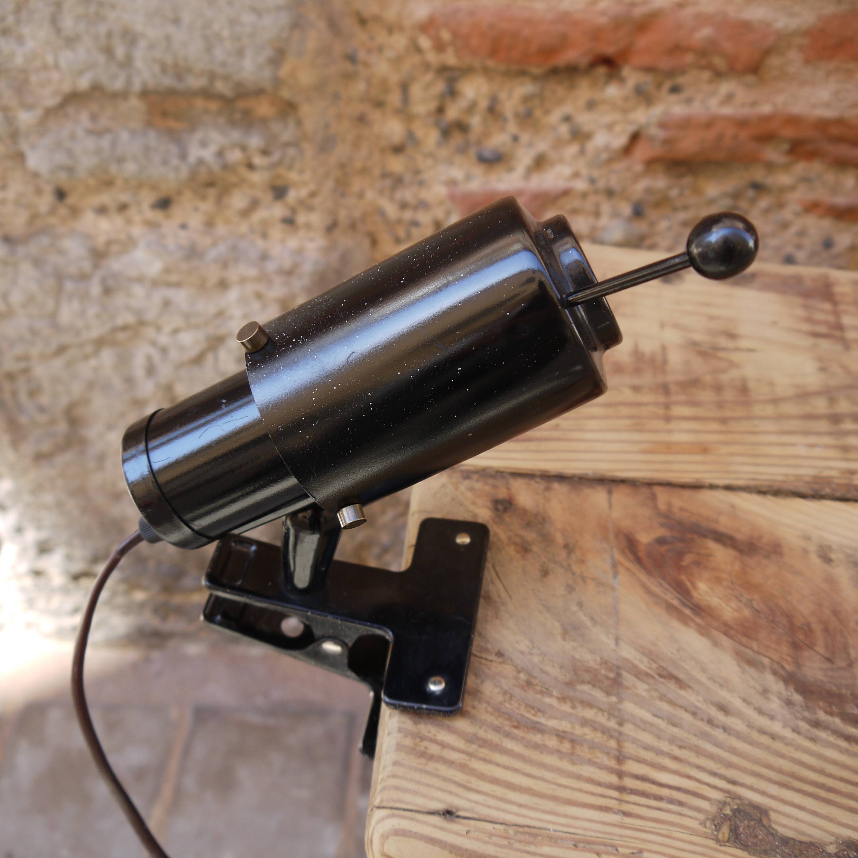 Zodiac Jacques Biny's Claw Lamp