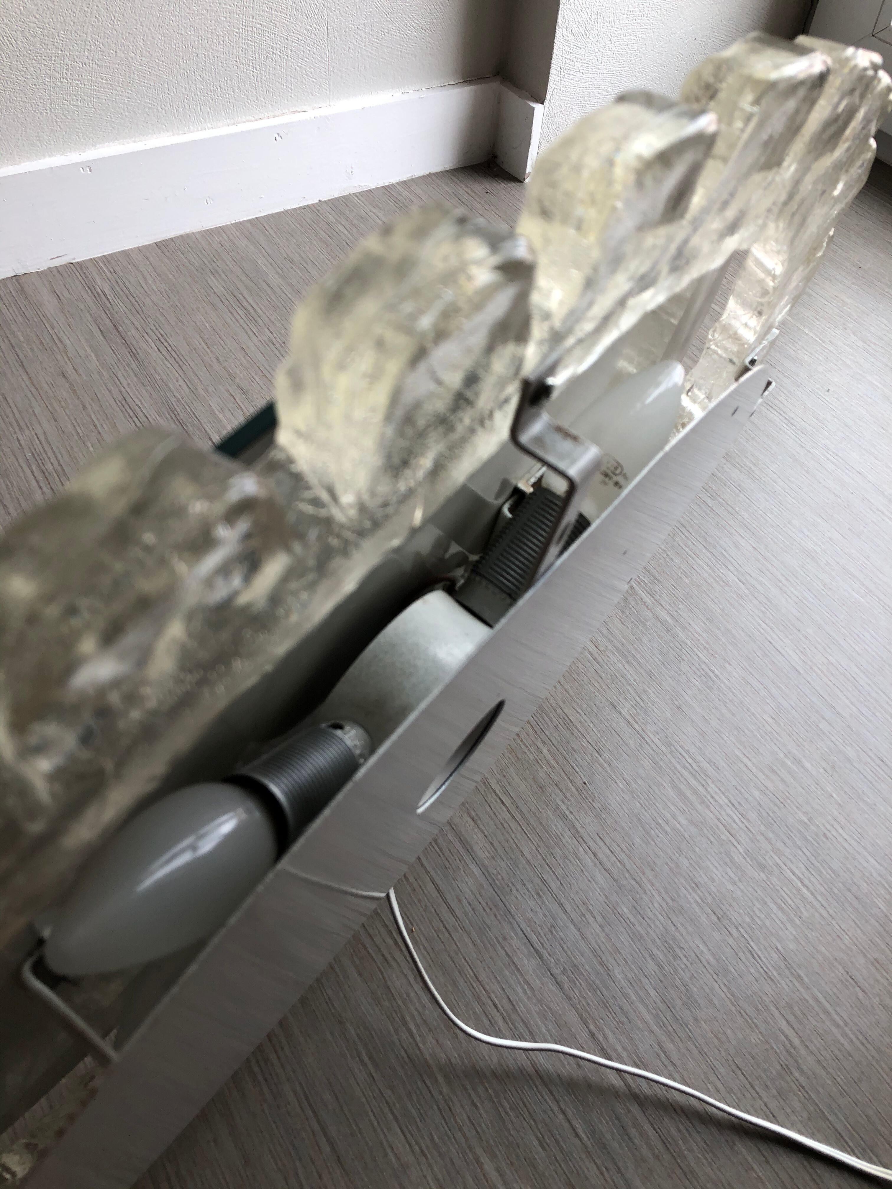 Egon Hellebrand light mirror