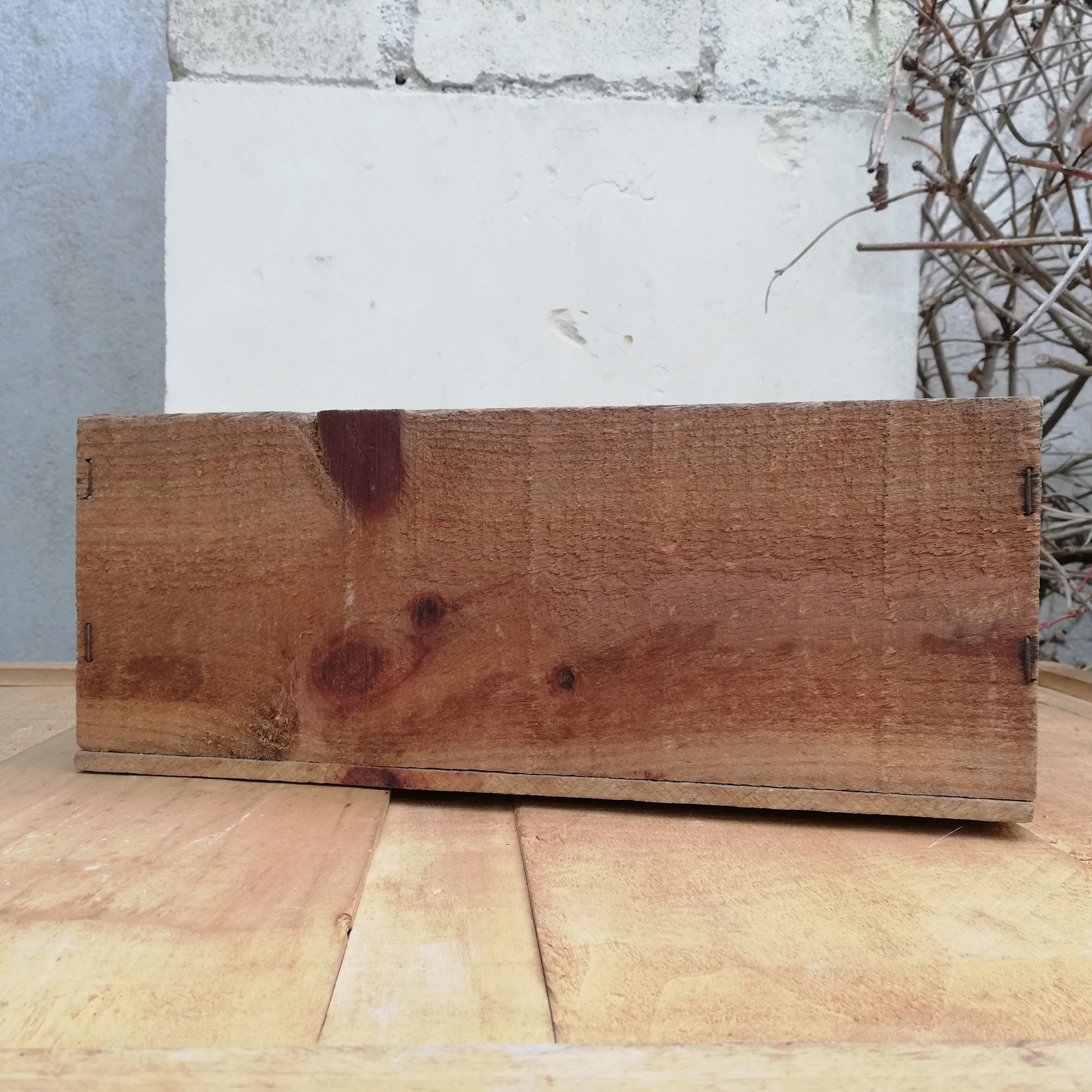 Workshop drawer handle shell