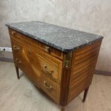 Marquetry chest of drawers
