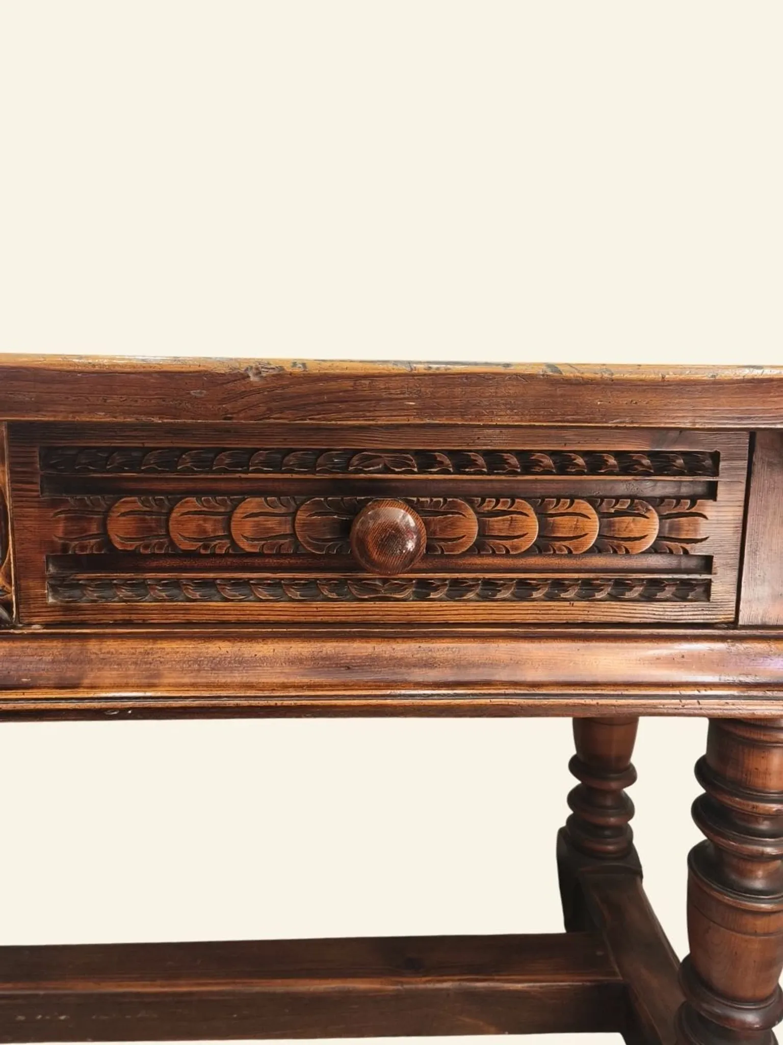 Large Castilian table with drawers and turned legs, early 20th century.