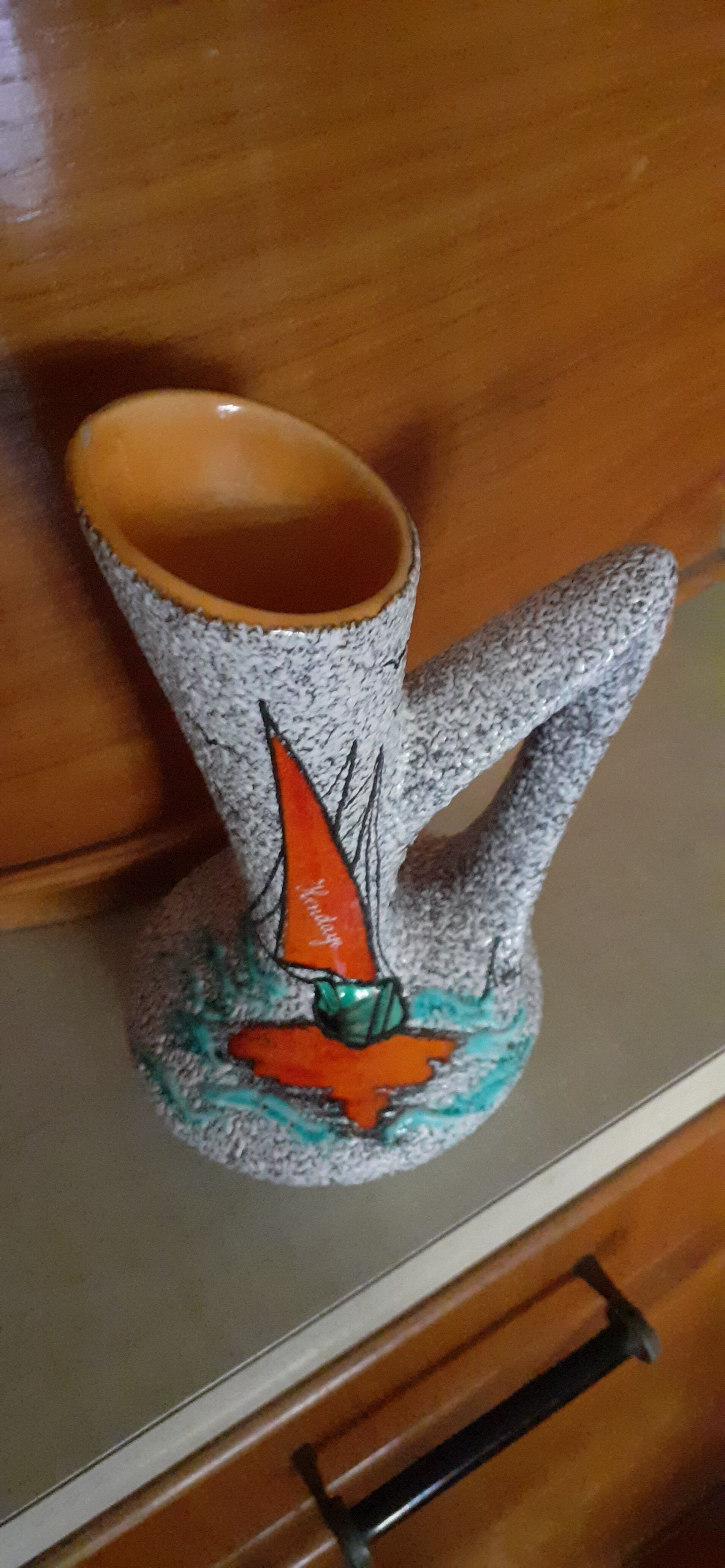 Vase signed Tess