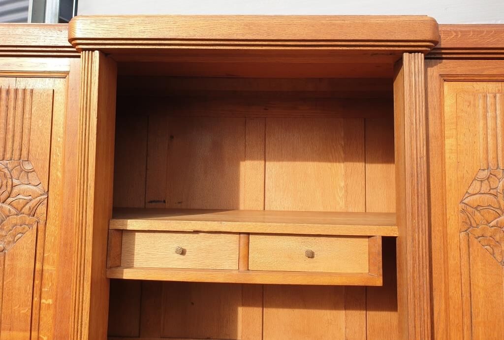 Library cabinet Art Deco columns with godrons