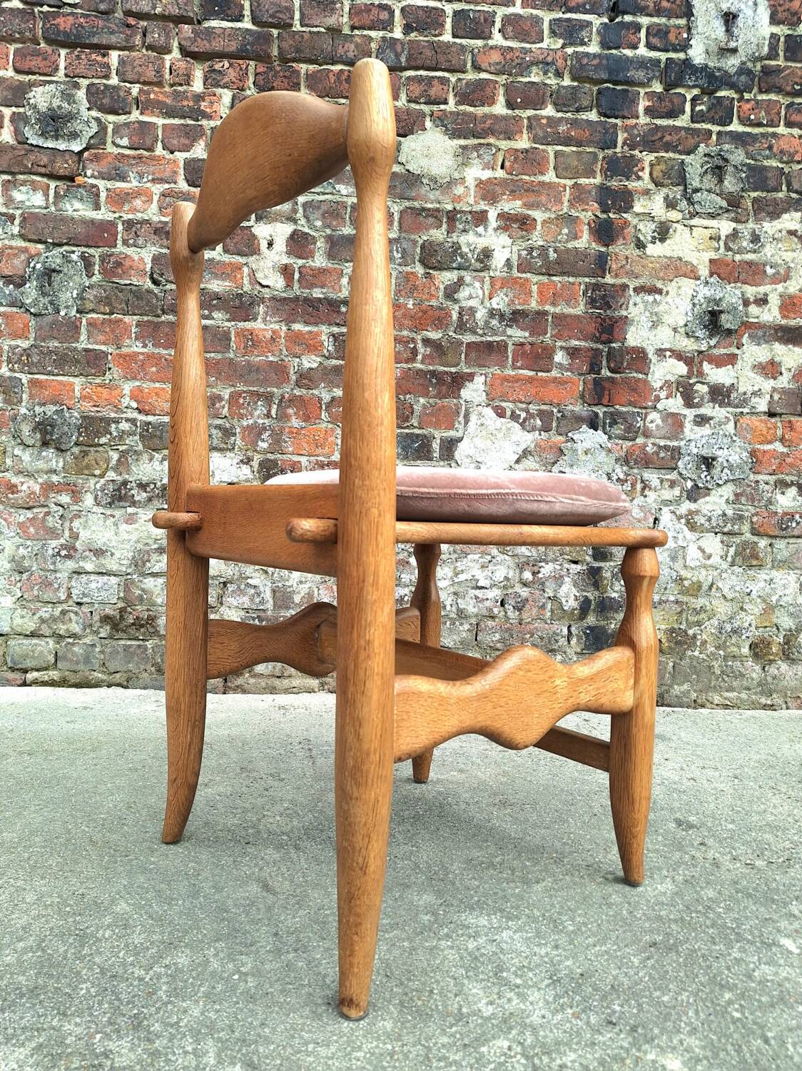 Set of 4 Guillerme and Chambron Charlotte model chairs, vintage seats