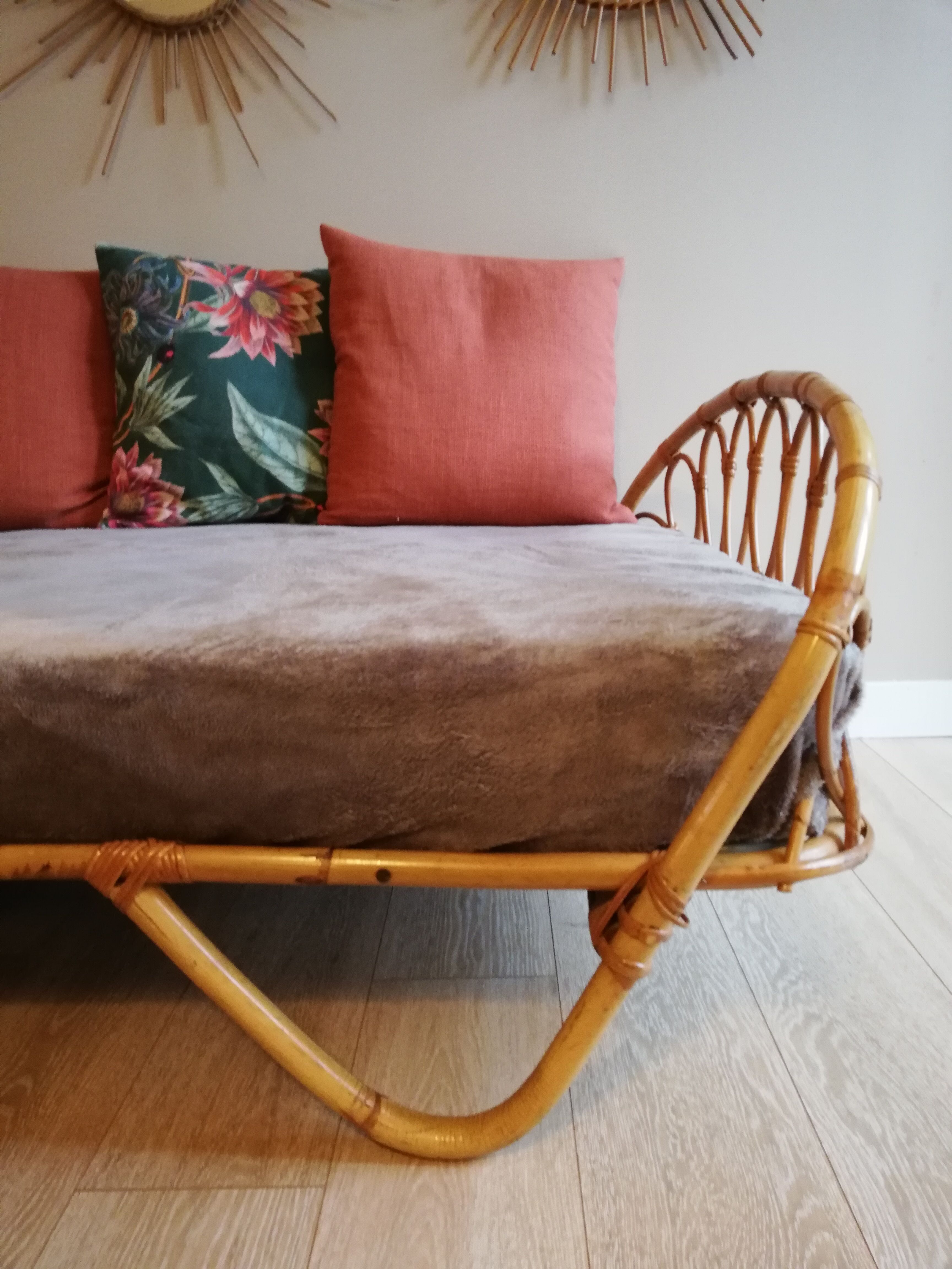 Vintage rattan basket bed