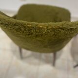 Vintage chairs - Retro chic design - Moss green fur