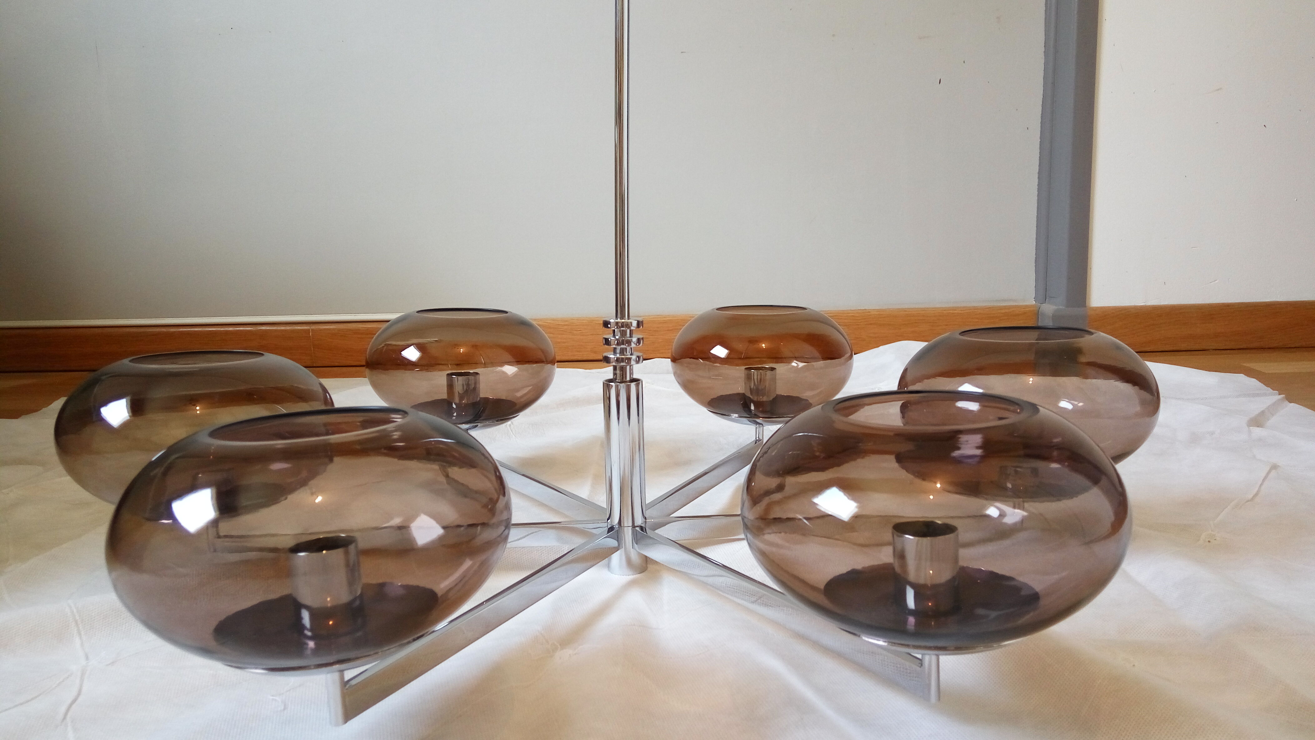 Chandelier by the Maison Sciolari 70