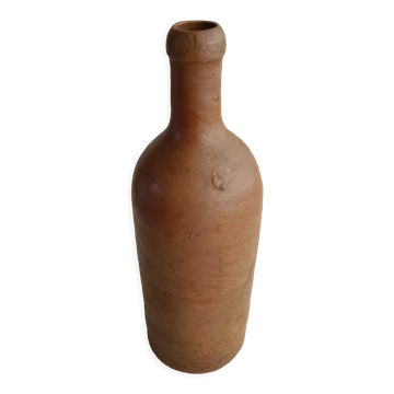 Bouteille ancienne en terre cuite