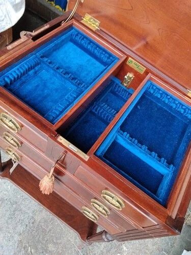 Louis XVI style silver cabinet from the early 20th century.