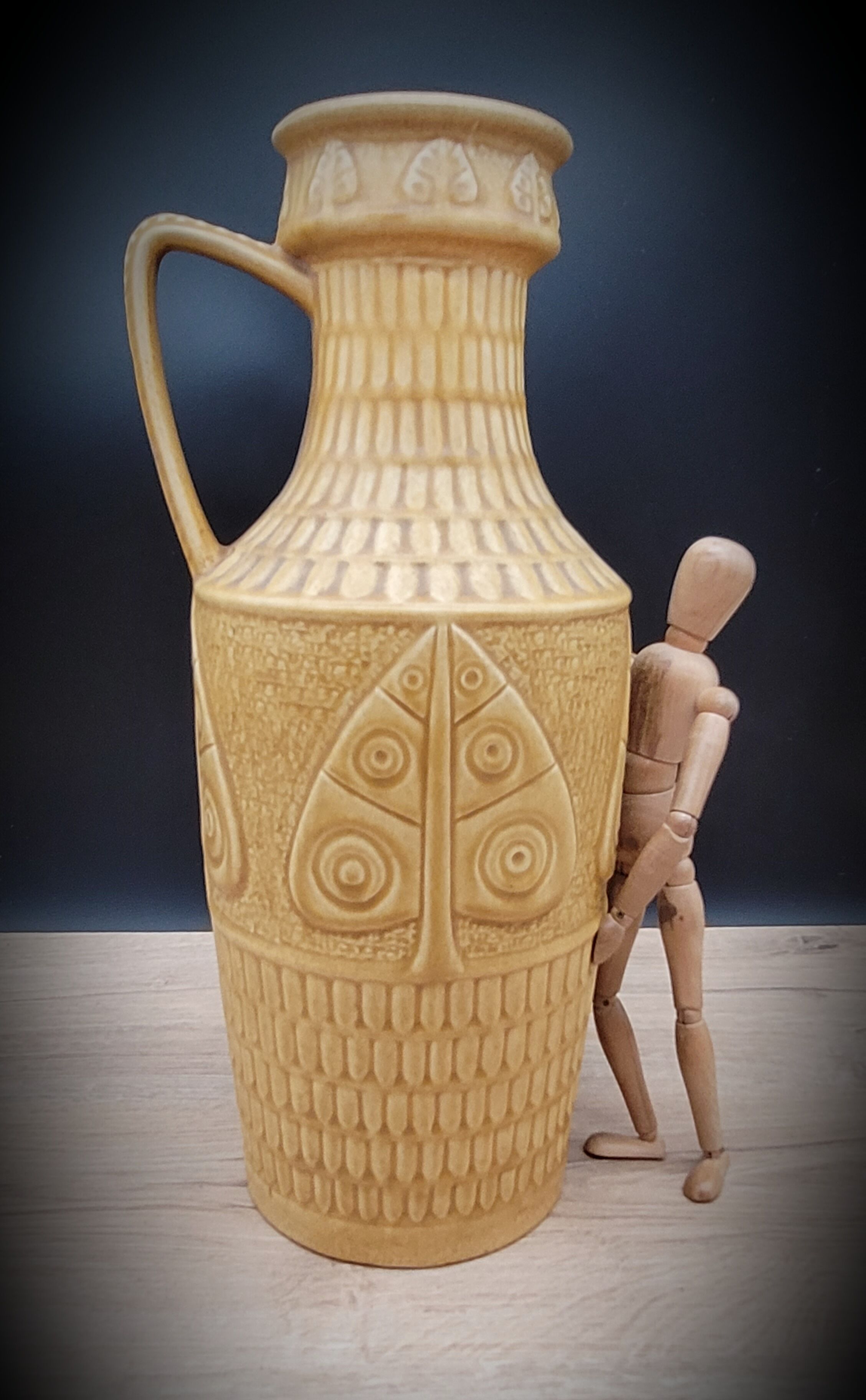 Vase West Germany yellow 269-45