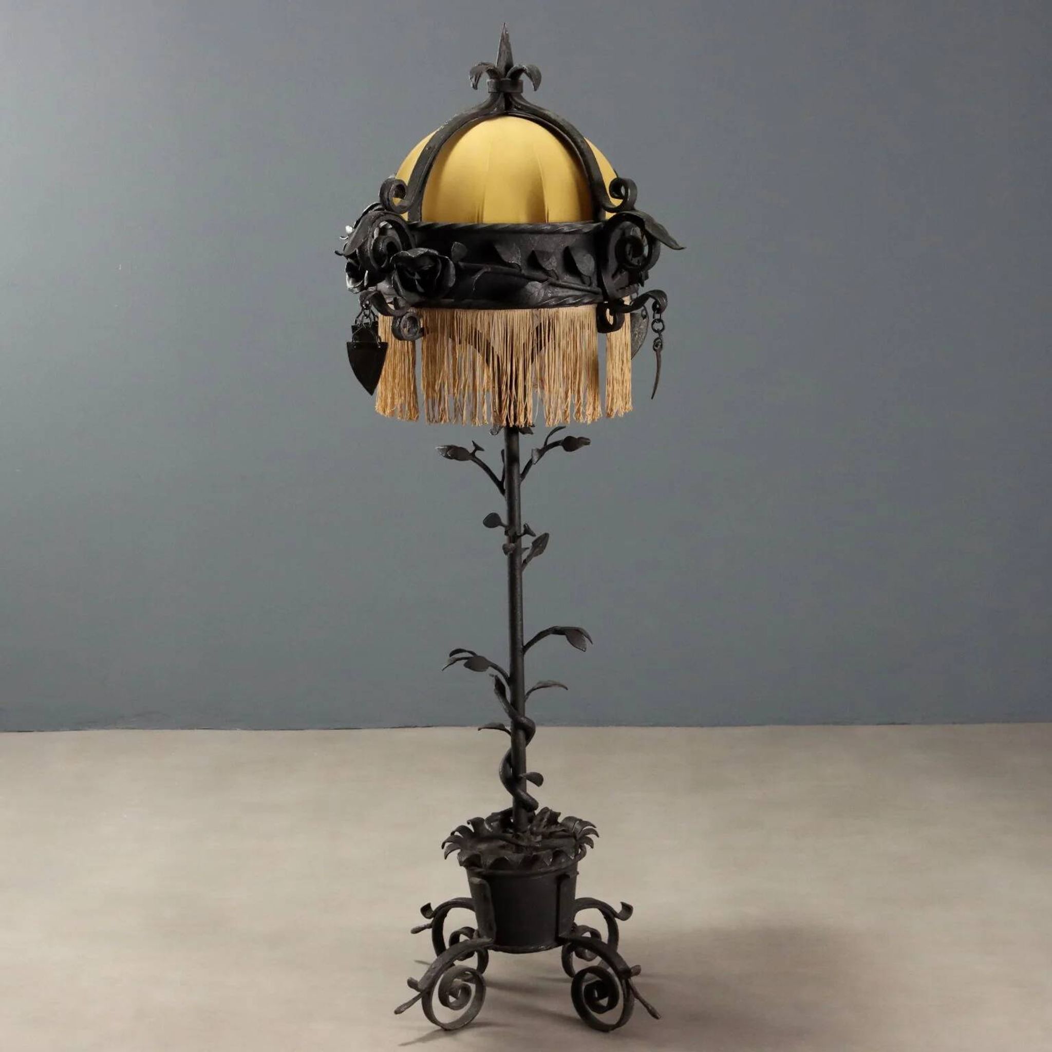 Antique Art Nouveau lamp in wrought iron, Italy, 20th century