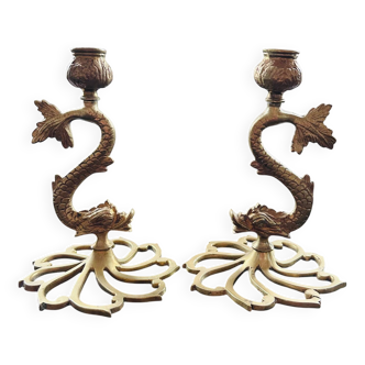 Paire de bougeoirs en bronze doré