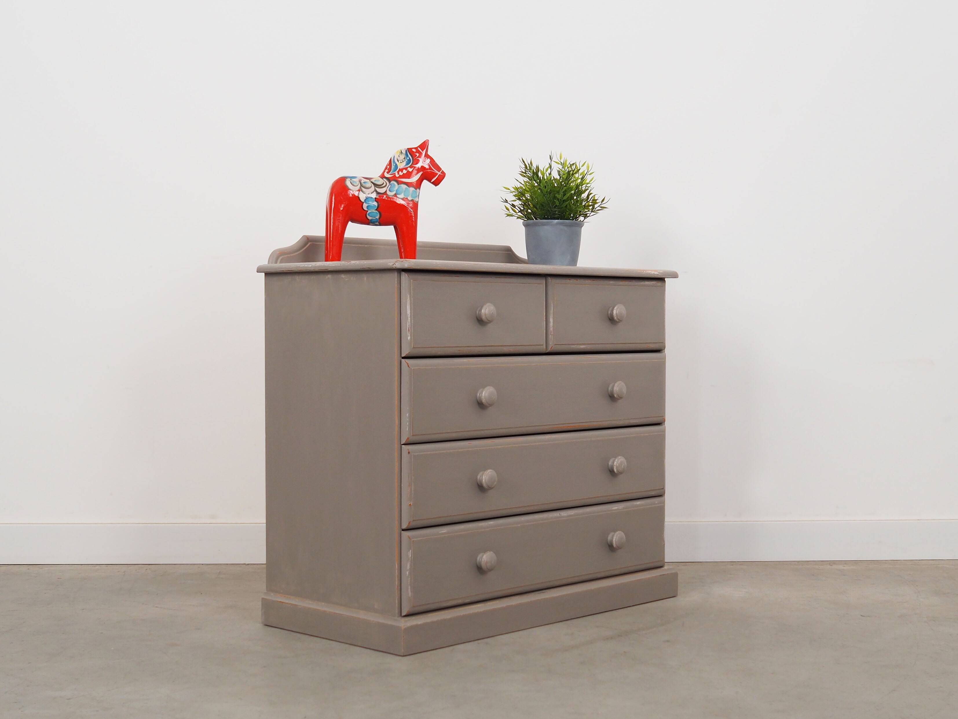 Commode en pin, design danois, années 1960, production : Danemark
