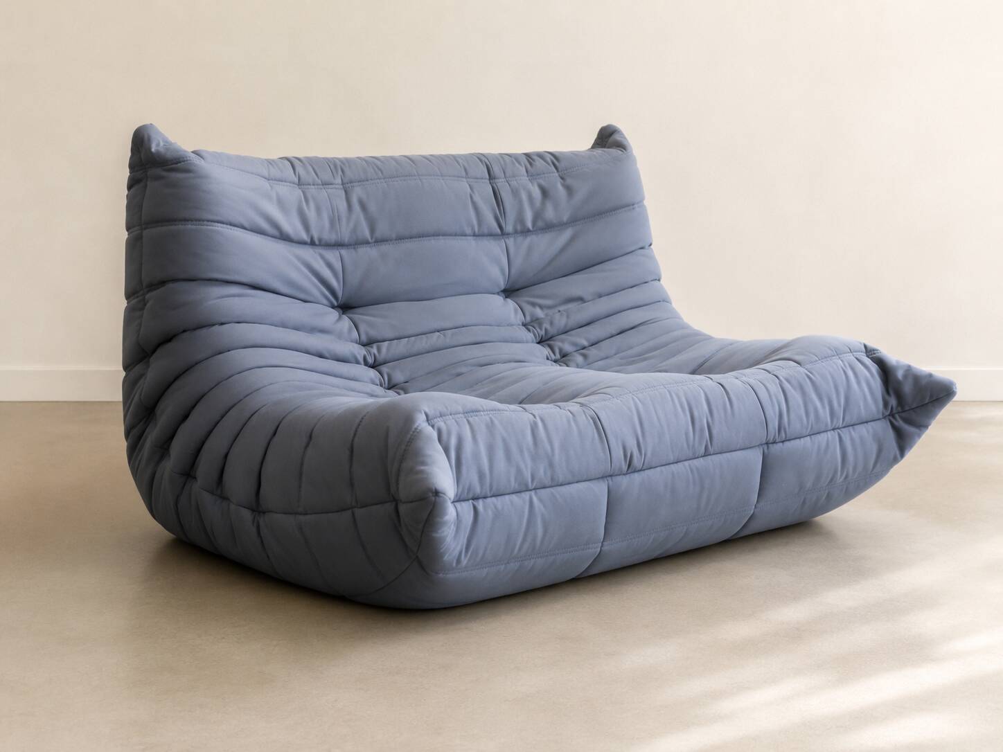 Togo 2-Seater Sofa Ligne Roset - Michel Ducaroy